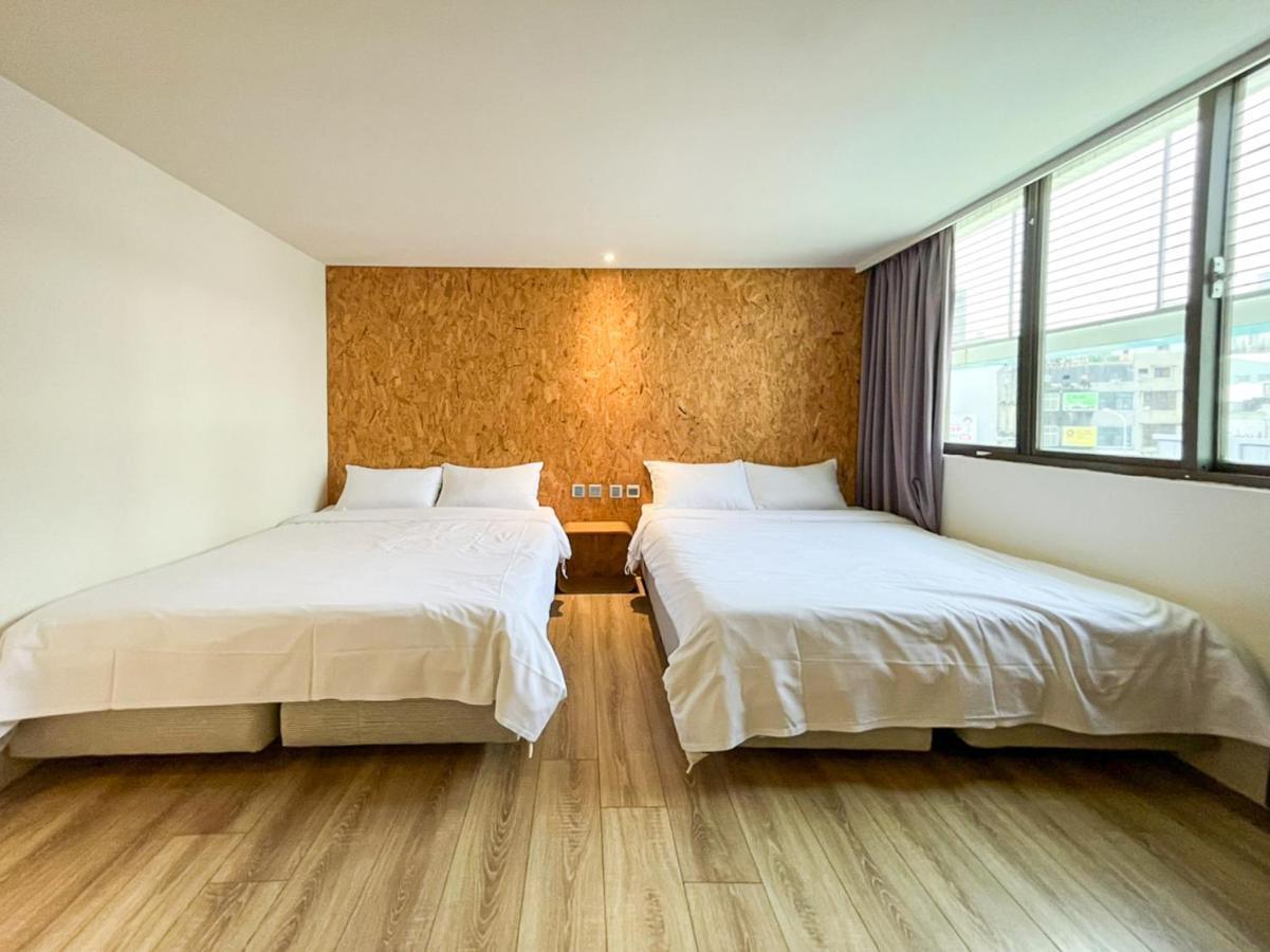 Light Hostel - Тайнань Екстер'єр фото