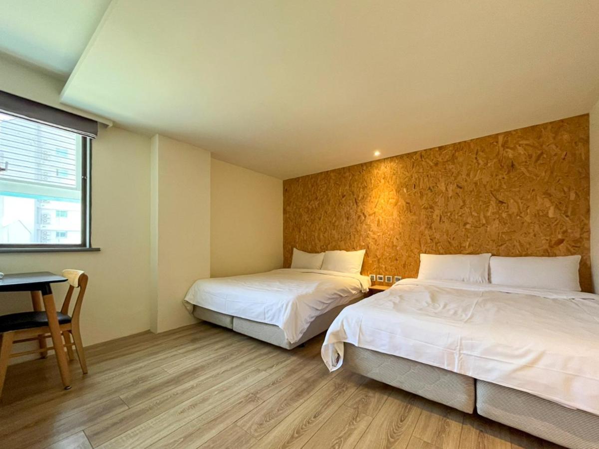 Light Hostel - Тайнань Екстер'єр фото